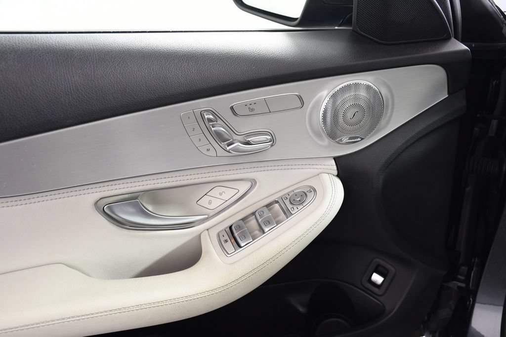 Used 2015 Mercedes-Benz C 300 4MATIC Sedan image 15