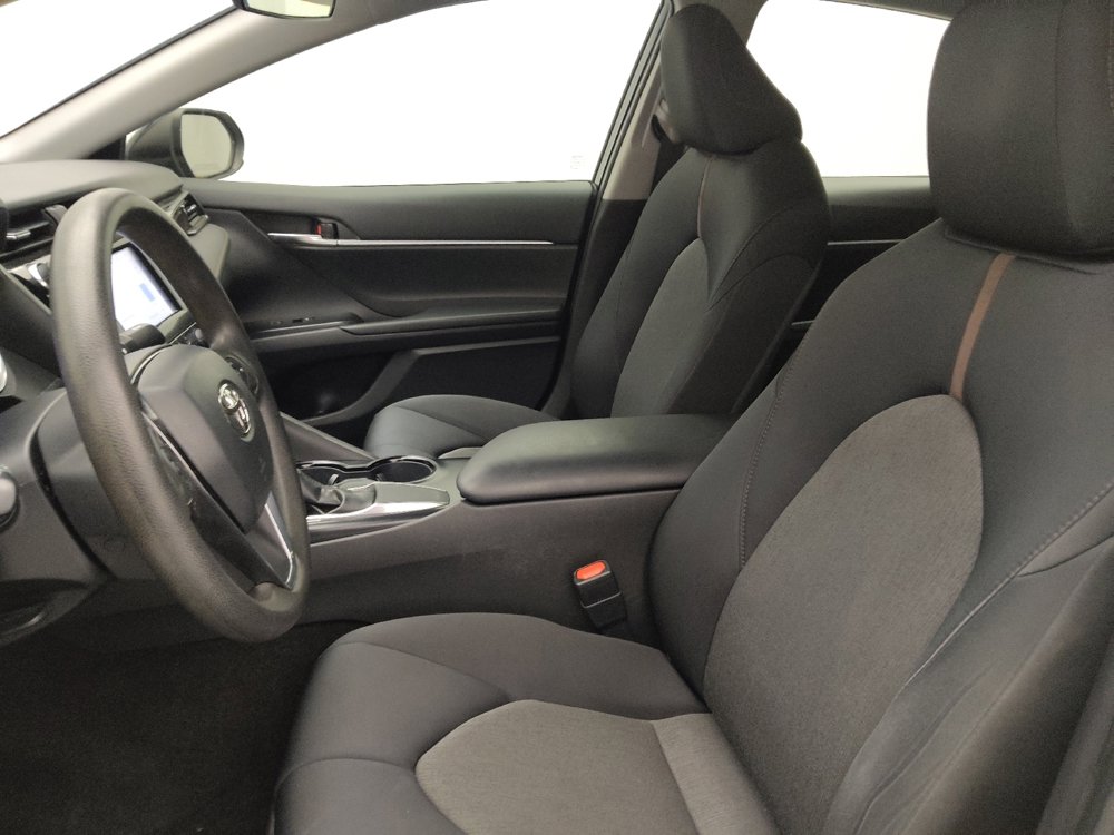 Used 2019 Toyota Camry LE image 17