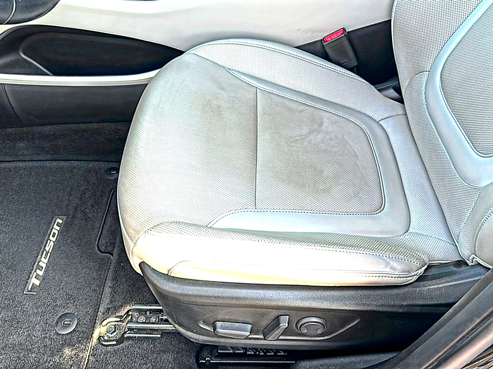 Used 2024 Hyundai Tucson Limited FWD image 15