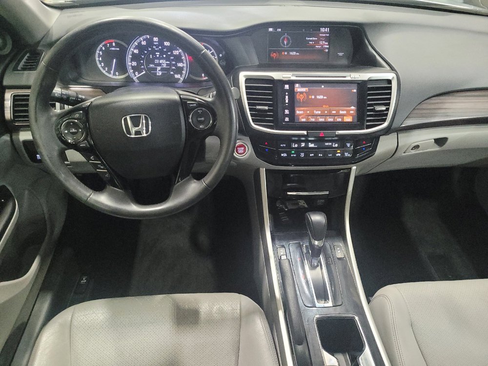 Used 2017 Honda Accord EX-L image 22
