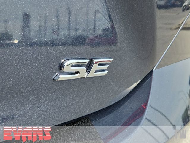 New 2026 Toyota Camry SE FWD image 3