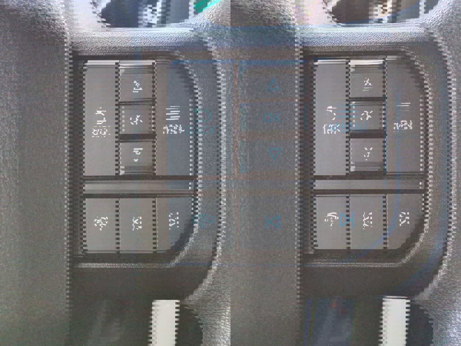 Used 2022 Ford F150 XLT w/ Trailer Tow Package image 24