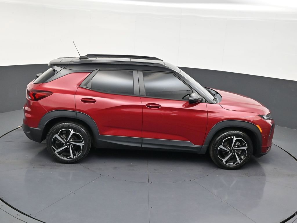 Used 2021 Chevrolet TrailBlazer RS w/ Sun and Liftgate Package image 17