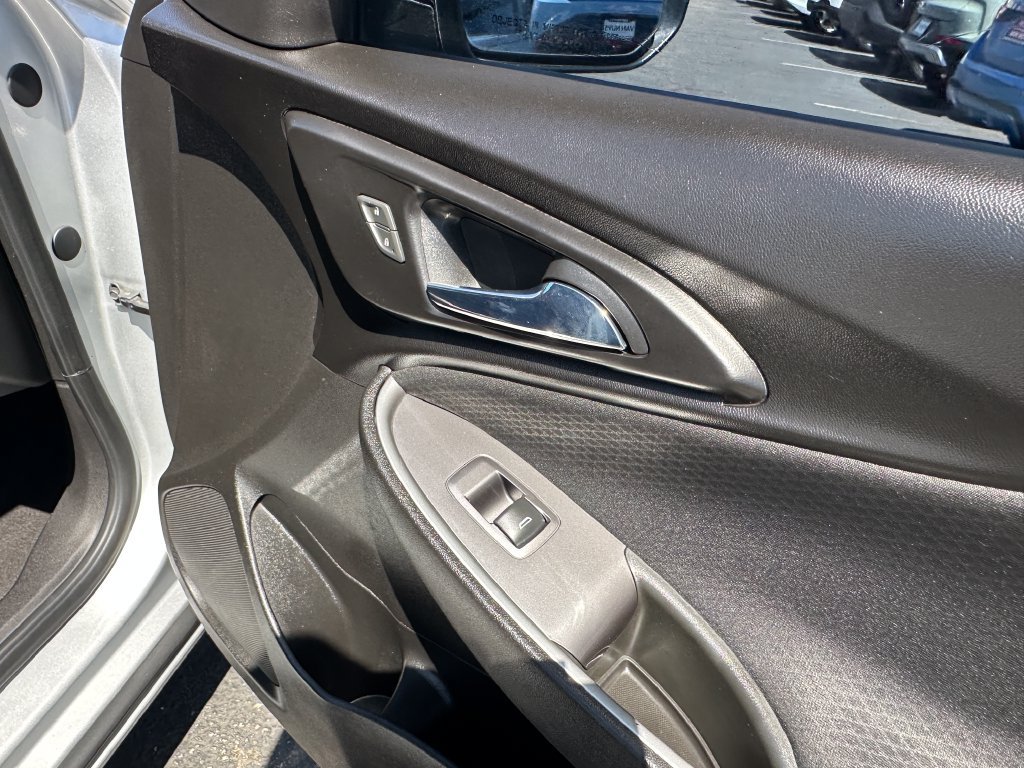 Used 2018 Chevrolet Malibu LS FWD image 16