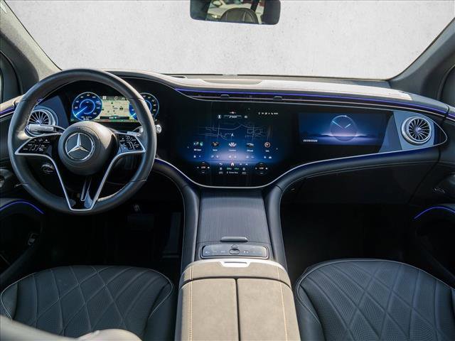 Used 2025 Mercedes-Benz EQS 580 4MATIC SUV image 22