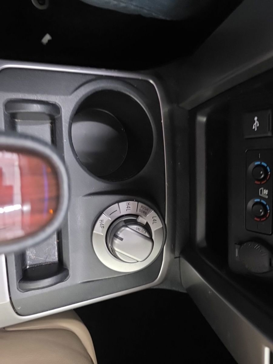 Used 2023 Toyota 4Runner Limited image 30