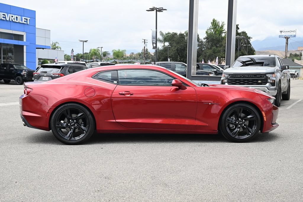 Used 2021 Chevrolet Camaro LT RWD image 3