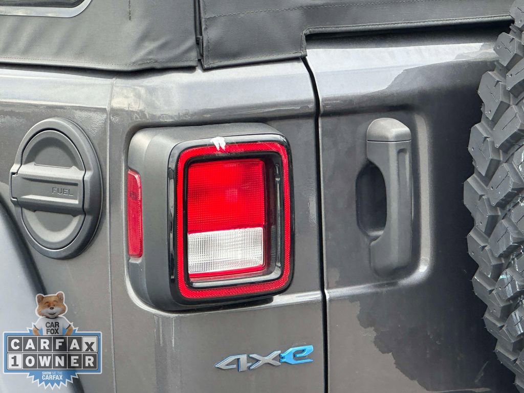 Used 2023 Jeep Wrangler Unlimited image 12