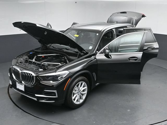 Used 2023 BMW X5 xDrive40i w/ Premium Package AWD/4WD image 55