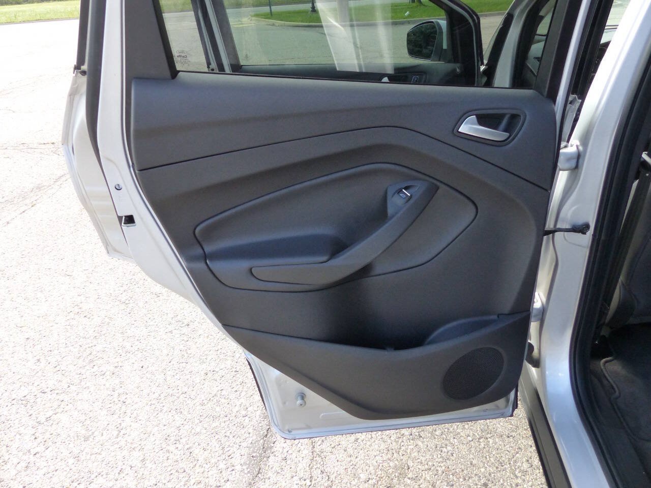 Used 2019 Ford Escape SEL FWD image 39