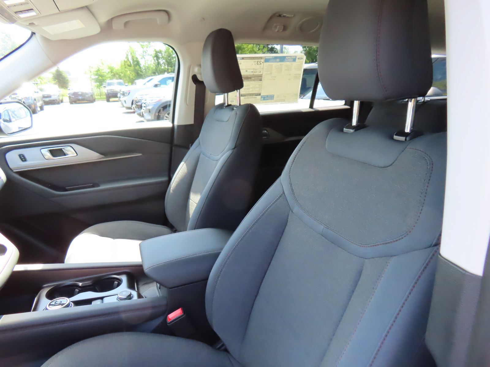 New 2026 Ford Explorer Active AWD/4WD image 14