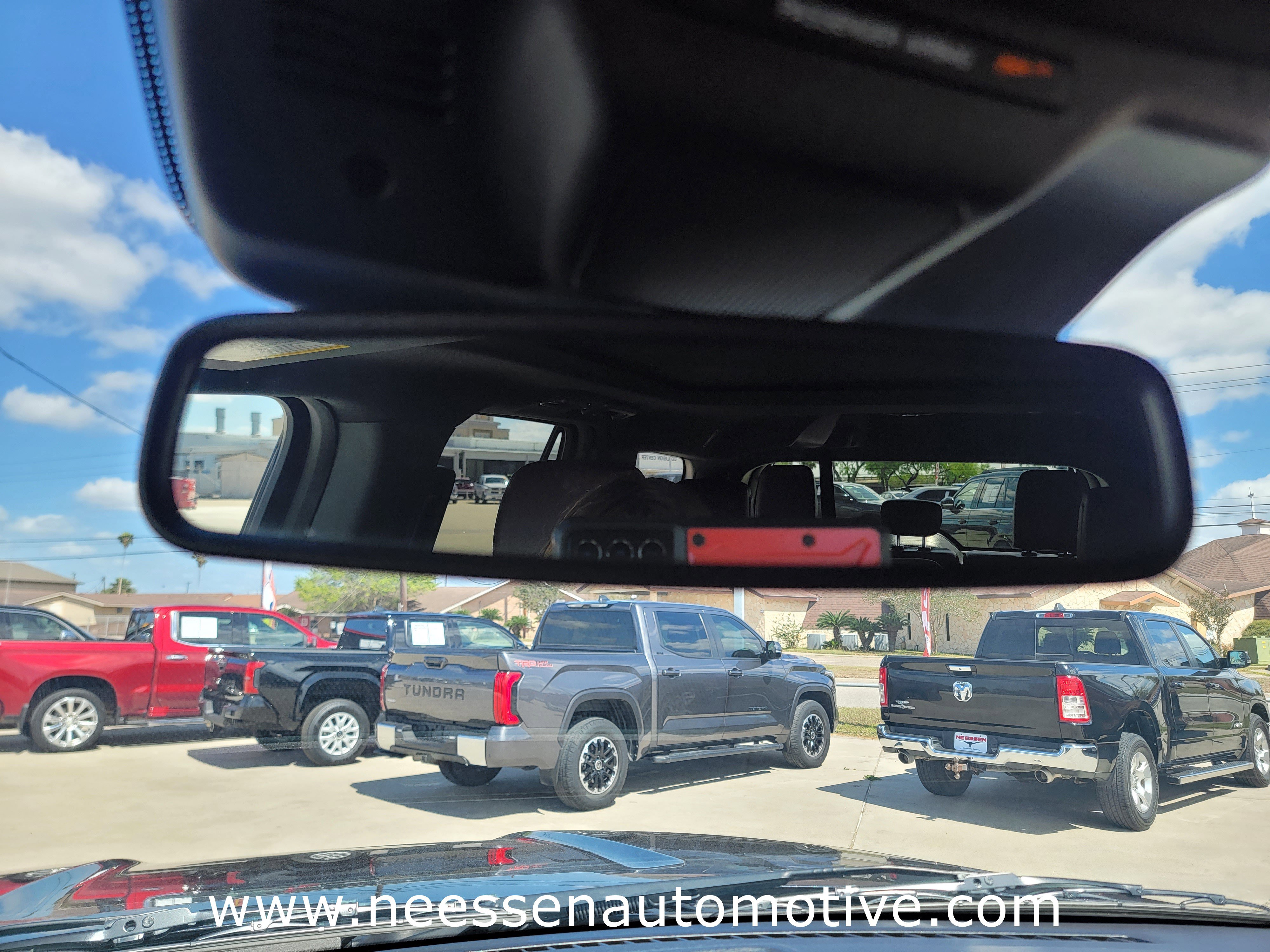 Used 2024 Ford Expedition Limited AWD/4WD image 28