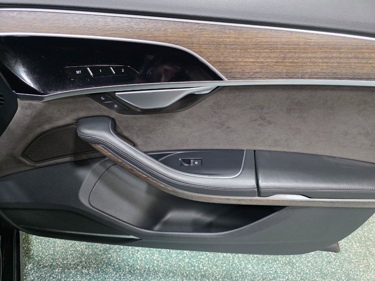 Used 2019 Audi A8 L 3.0T w/ Executive Package image 29