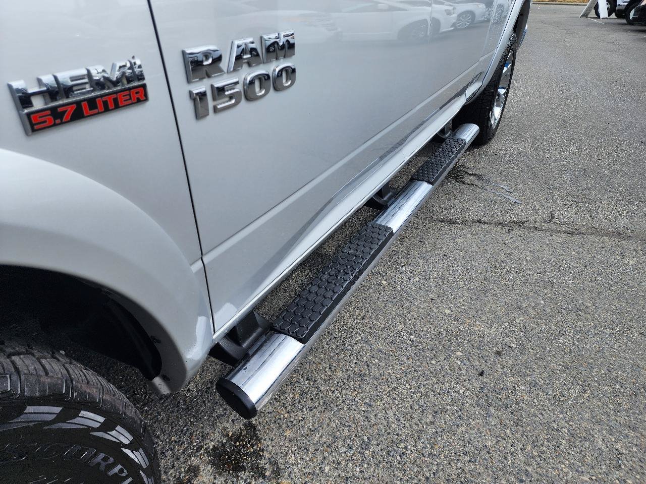 Used 2014 RAM 1500 Laramie w/ Convenience Group AWD/4WD image 35