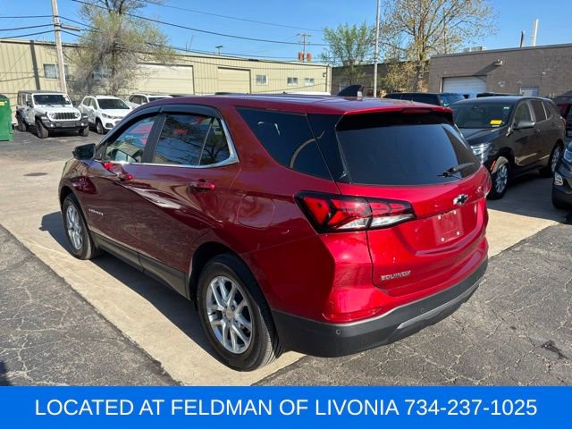 Used 2023 Chevrolet Equinox LT FWD image 2