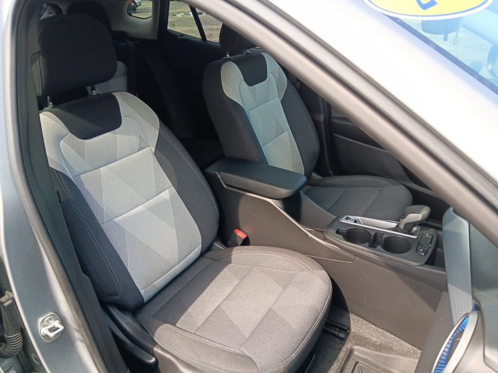 Used 2024 Chevrolet Trax LS w/ Driver Confidence Package FWD image 34