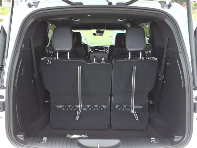 New 2026 Chrysler Voyager LX image 24