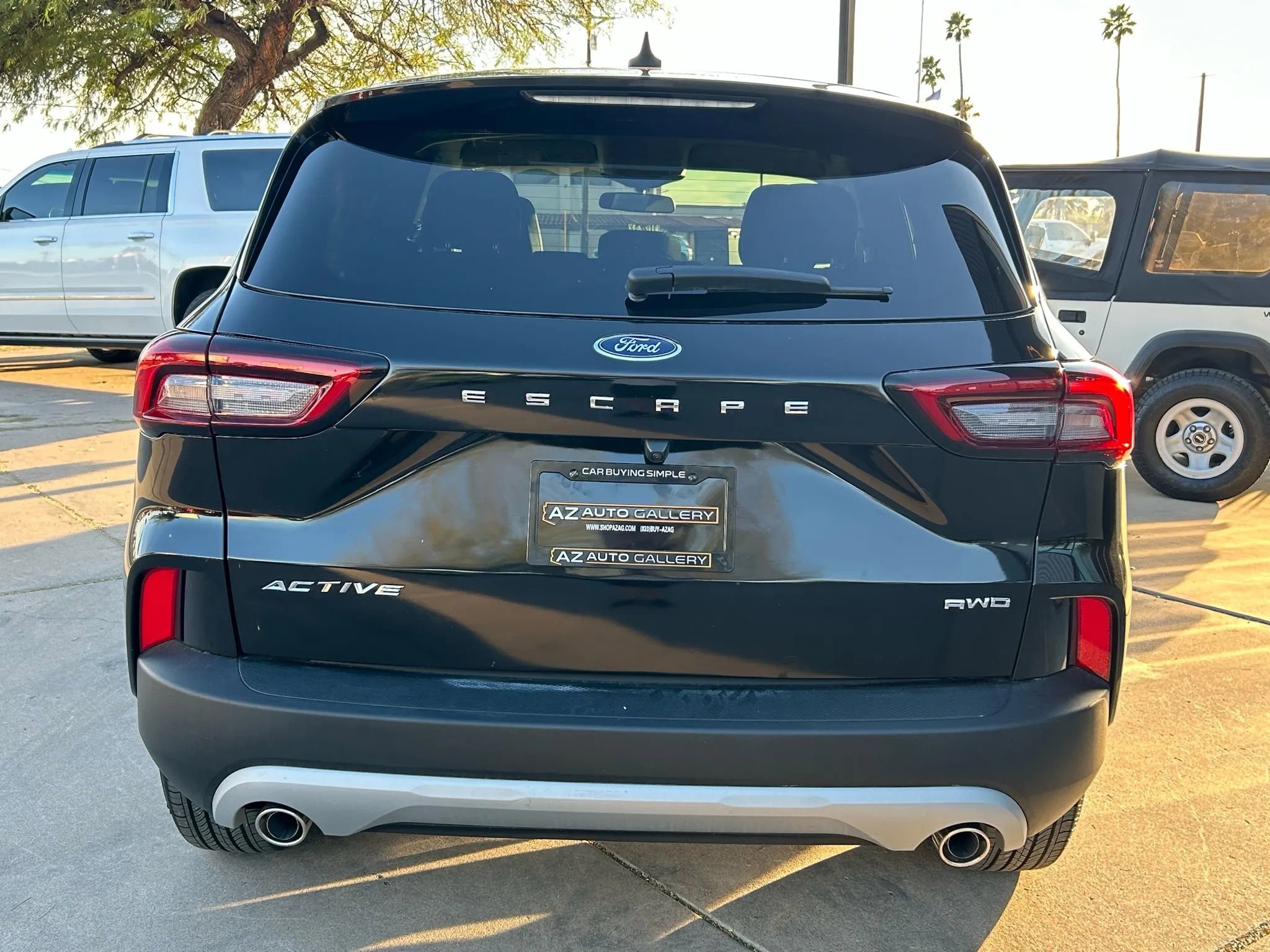 Used 2025 Ford Escape Active AWD/4WD image 12