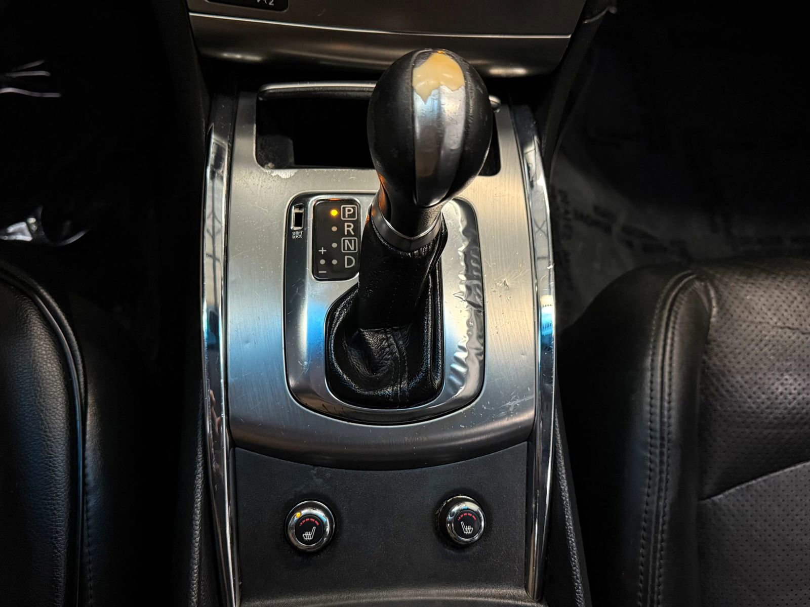 Used 2011 INFINITI G37 Journey image 34