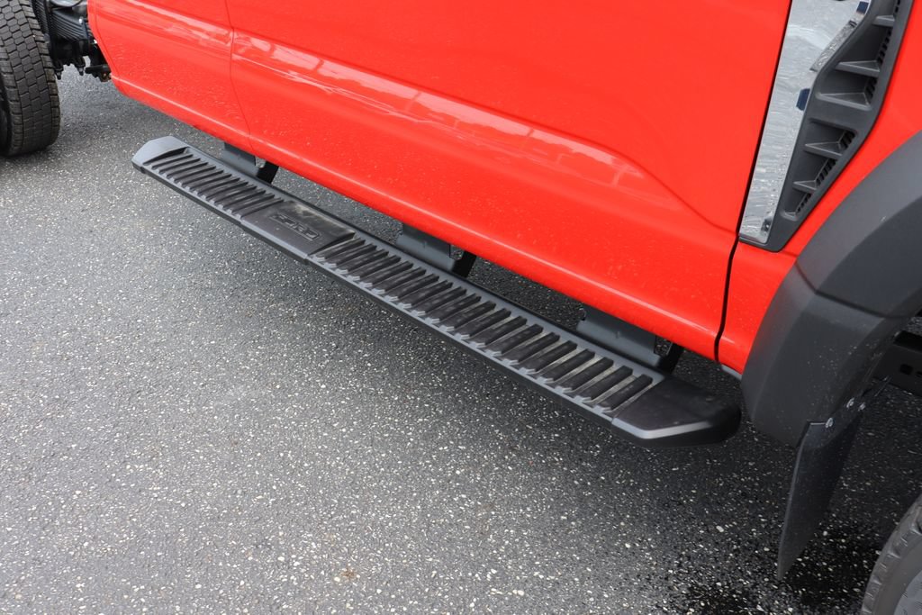 New 2026 Ford F550 4x4 Supercab Super Duty image 15