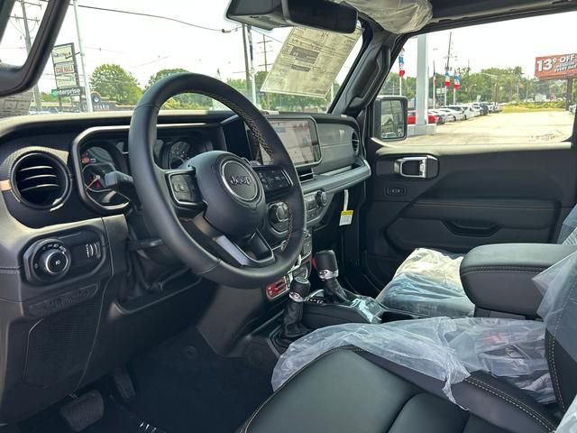 New 2025 Jeep Wrangler Unlimited Rubicon 392 image 11