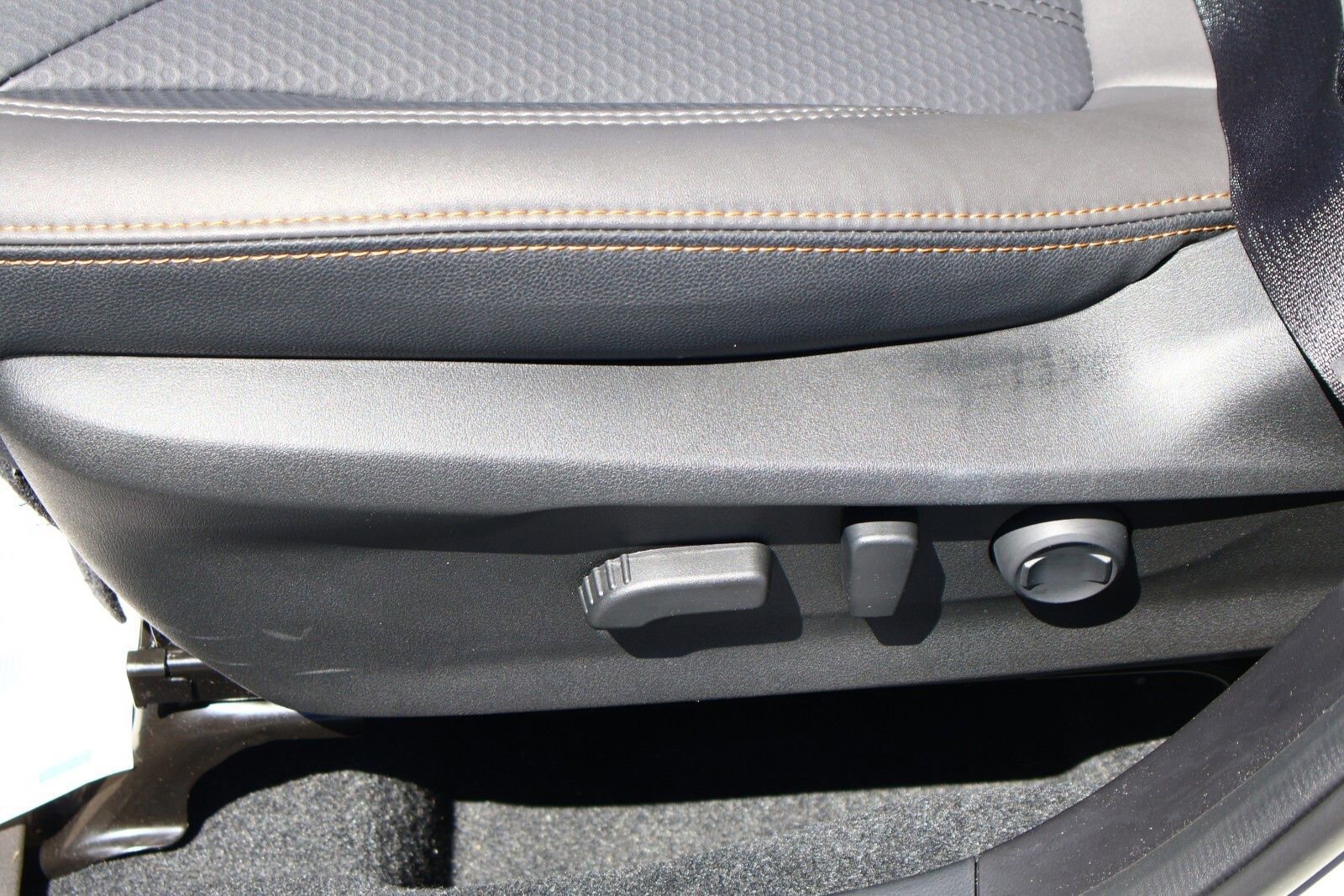 Used 2024 Subaru Forester Wilderness w/ Convenience Package image 21