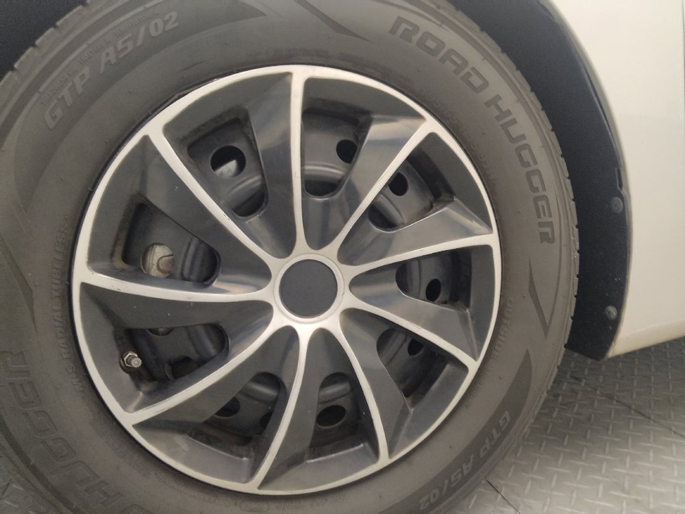 Used 2016 Hyundai Elantra SE FWD image 31