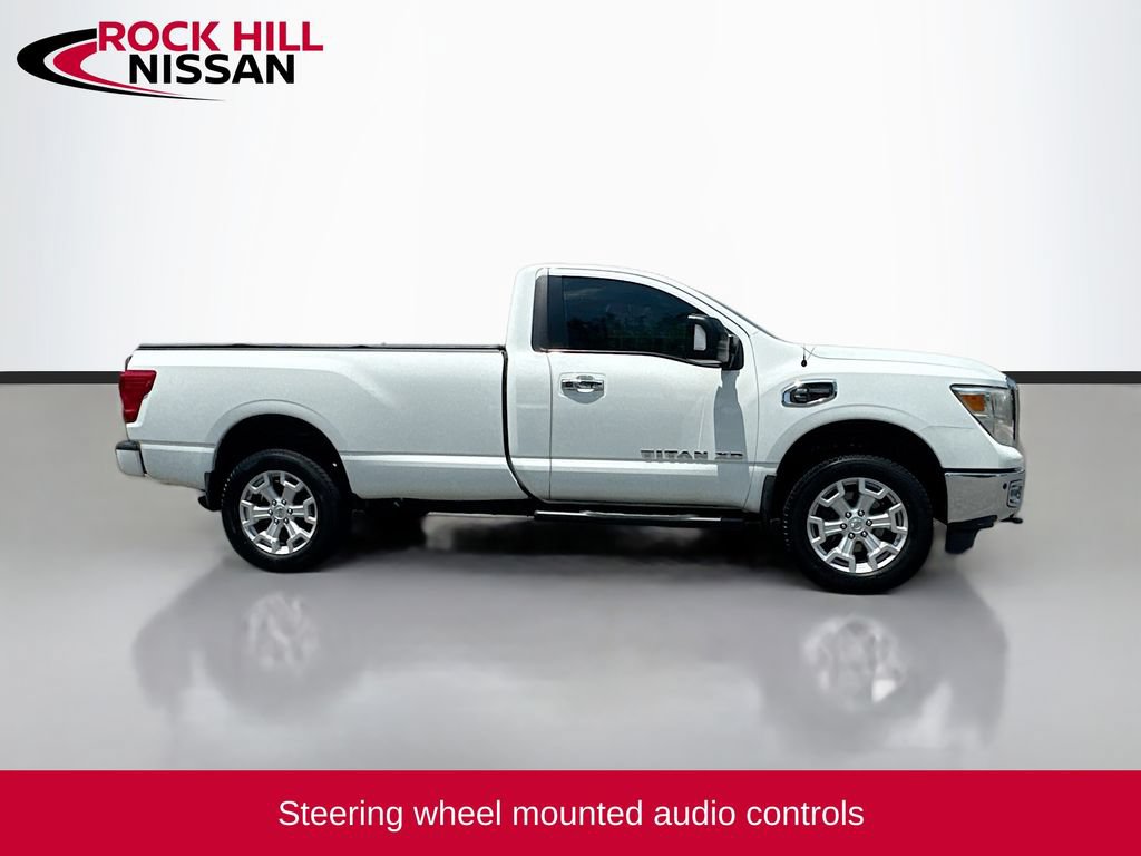 Used 2017 Nissan Titan SV AWD/4WD image 8