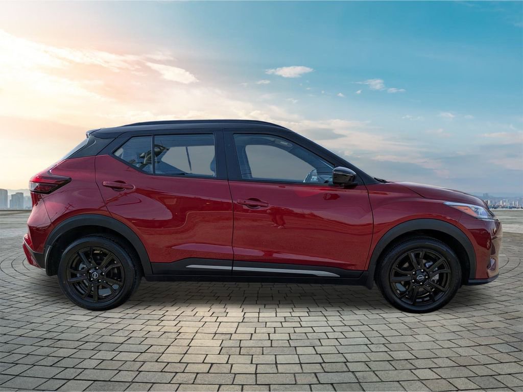 Certified 2023 Nissan Kicks SR w/ SR Premium Package image 4