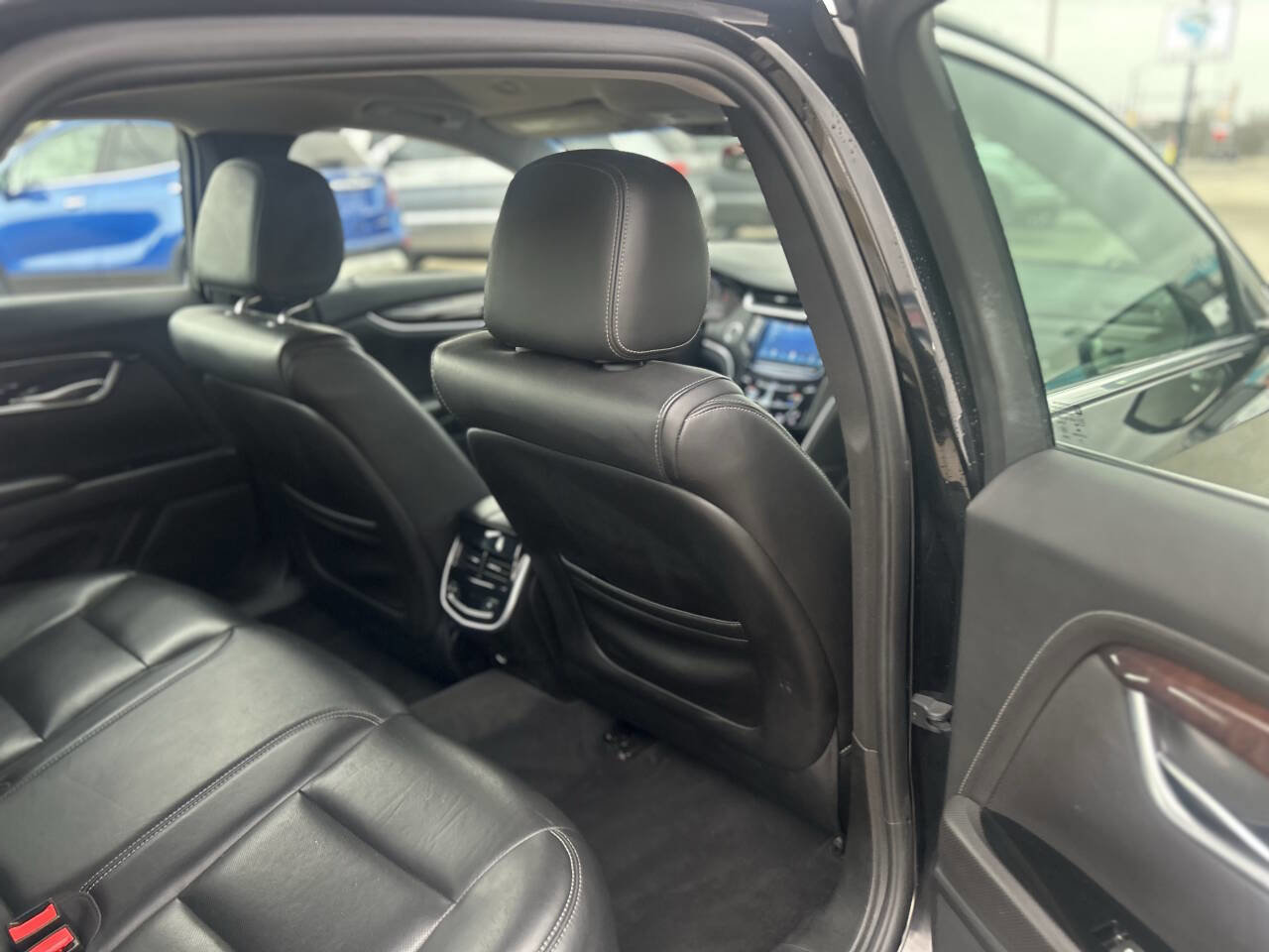 Used 2016 Cadillac XTS Luxury image 19