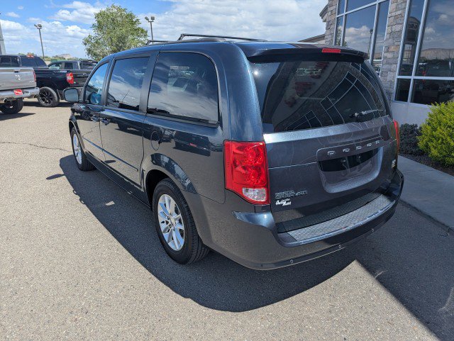 Used 2014 Dodge Grand Caravan SXT w/ Rear Park Assist Package FWD image 3
