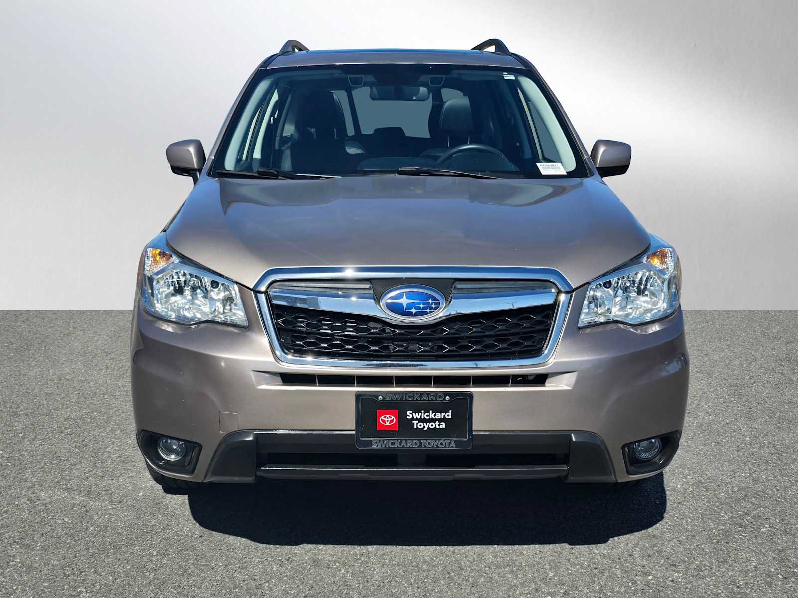 Used 2016 Subaru Forester 2.5i Limited AWD/4WD image 8