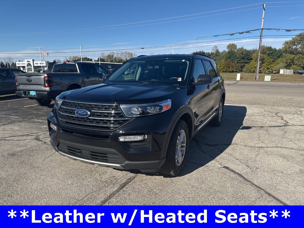 Used 2023 Ford Explorer XLT w/ Equipment Group 202A image 6