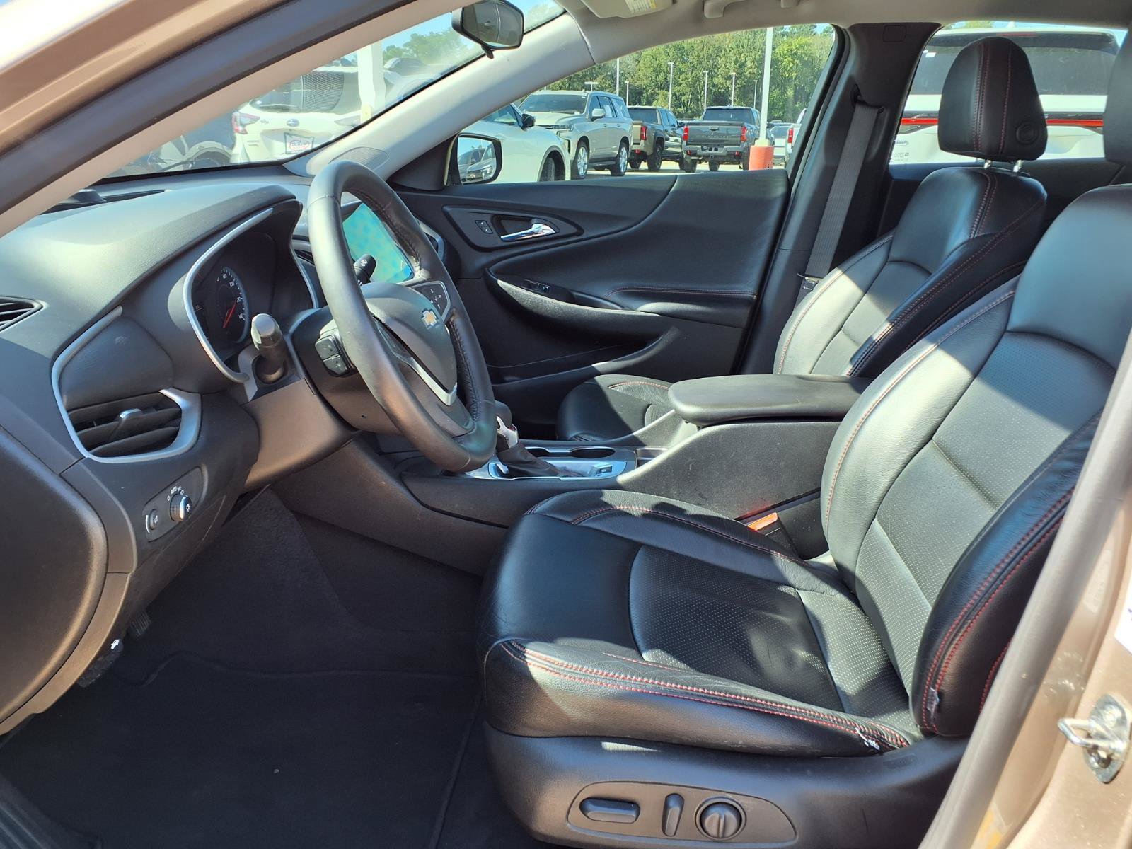 Used 2022 Chevrolet Malibu RS FWD image 14