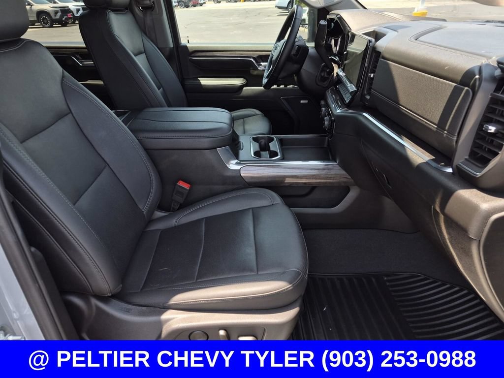 Used 2024 Chevrolet Silverado 2500 LTZ w/ LTZ Plus Package AWD/4WD image 14