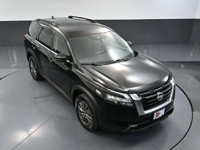 Used 2024 Nissan Pathfinder SV FWD image 50