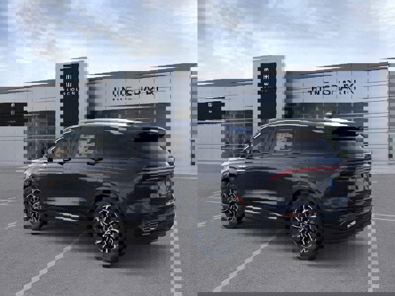 New 2026 Lincoln Nautilus Premier w/ Equipment Group 102A image 4