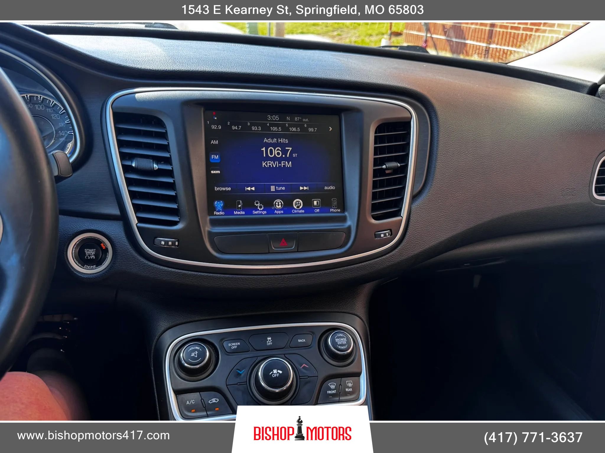 Used 2015 Chrysler 200 Limited w/ Convenience Group FWD image 23