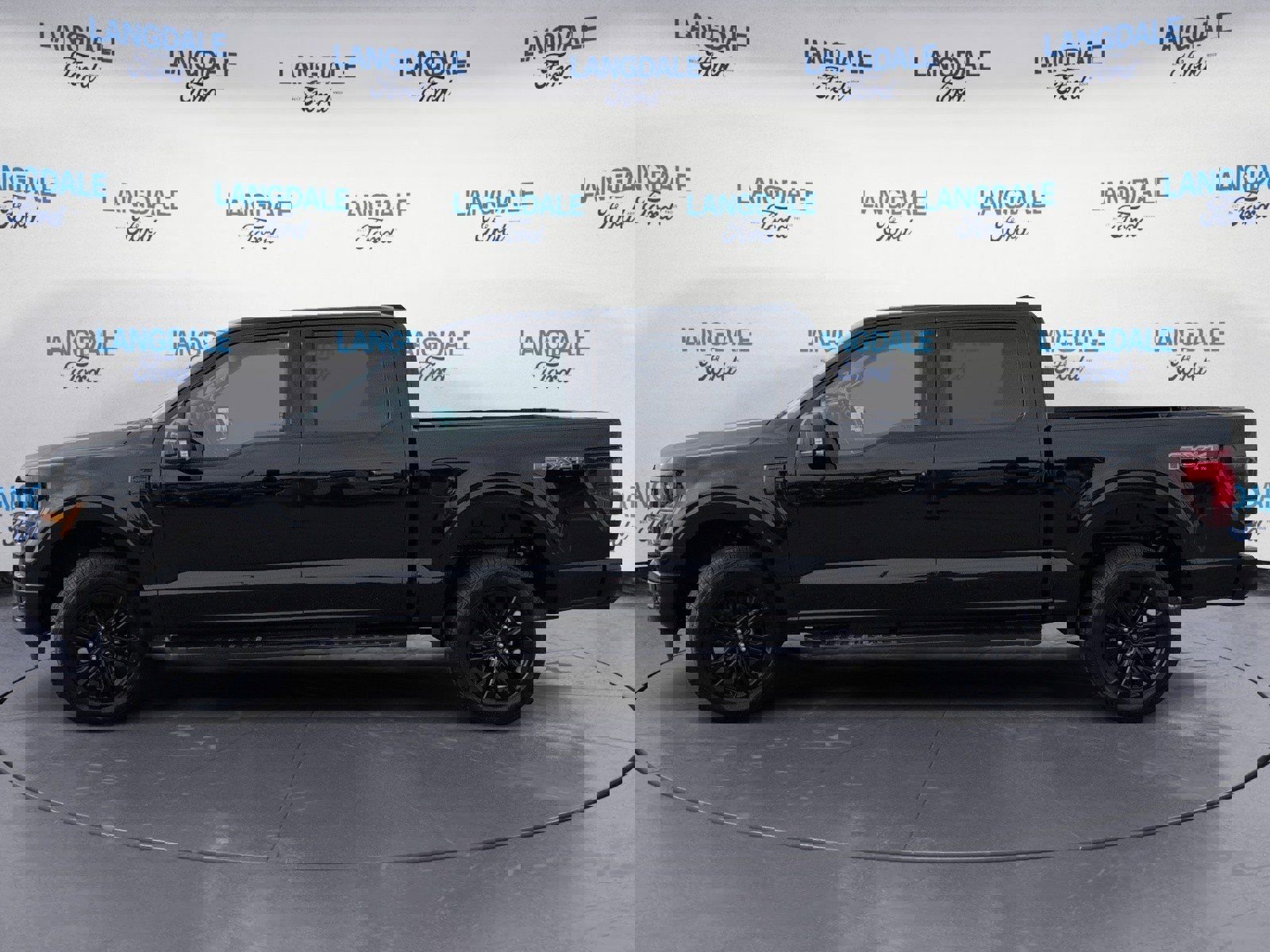 New 2026 Ford F150 XLT w/ Equipment Group 302A MID image 10