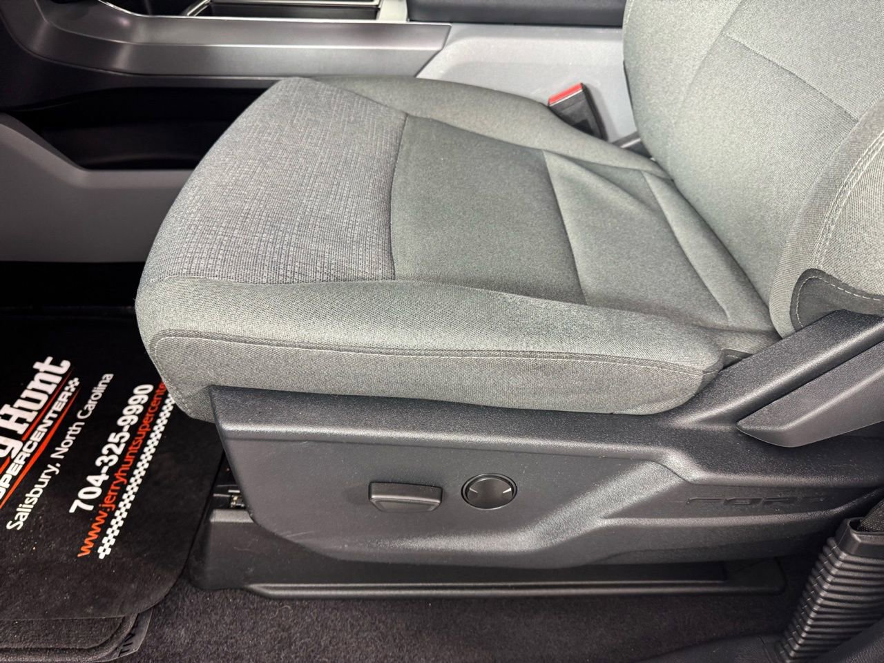 Used 2025 Ford F150 XLT w/ Equipment Group 301A Standard image 12