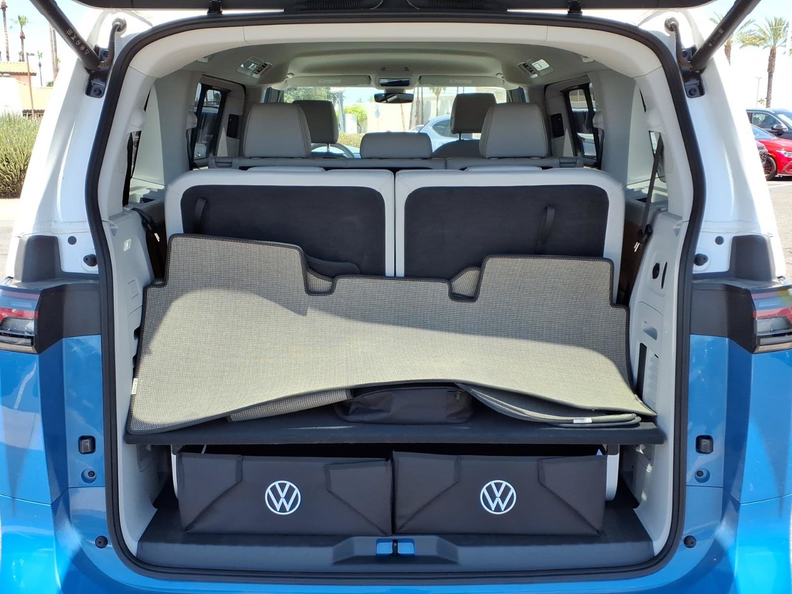 Certified 2025 Volkswagen ID. Buzz Pro S Plus RWD image 16