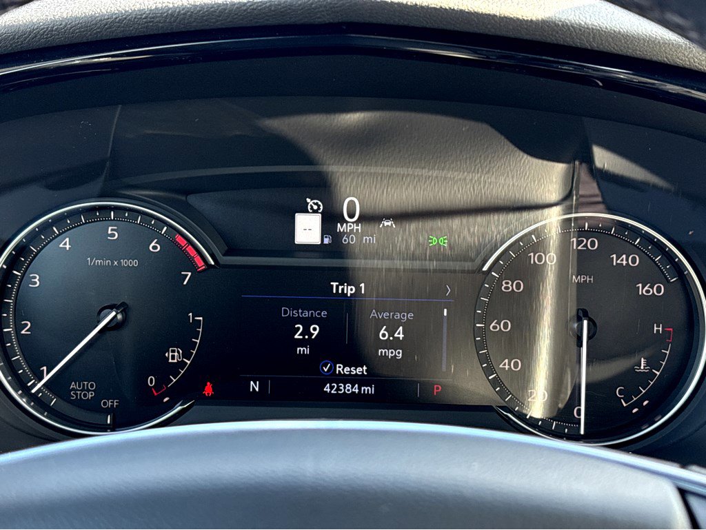 Certified 2024 Cadillac XT5 Premium Luxury FWD image 5