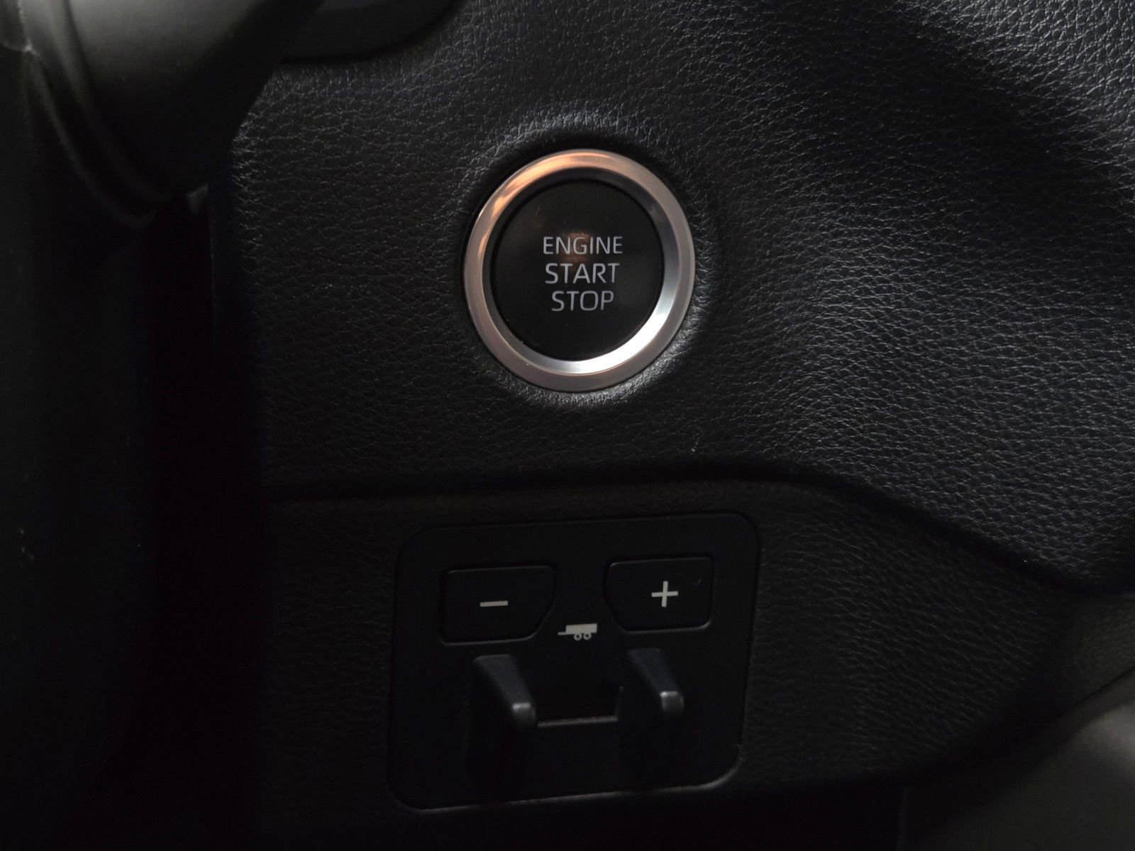 Used 2024 Toyota Tundra SR5 w/ SR5 Convenience Package image 19