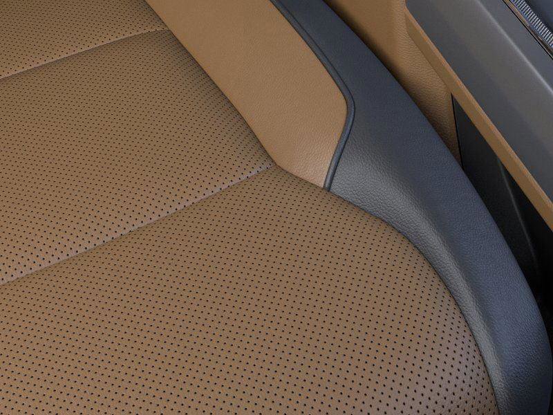 New 2026 Ford F250 Lariat w/ Chrome Package image 16