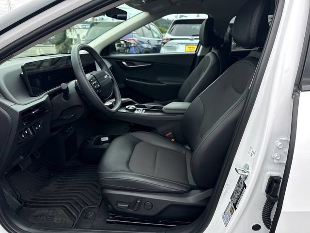 Used 2025 Kia EV6 Light RWD image 23