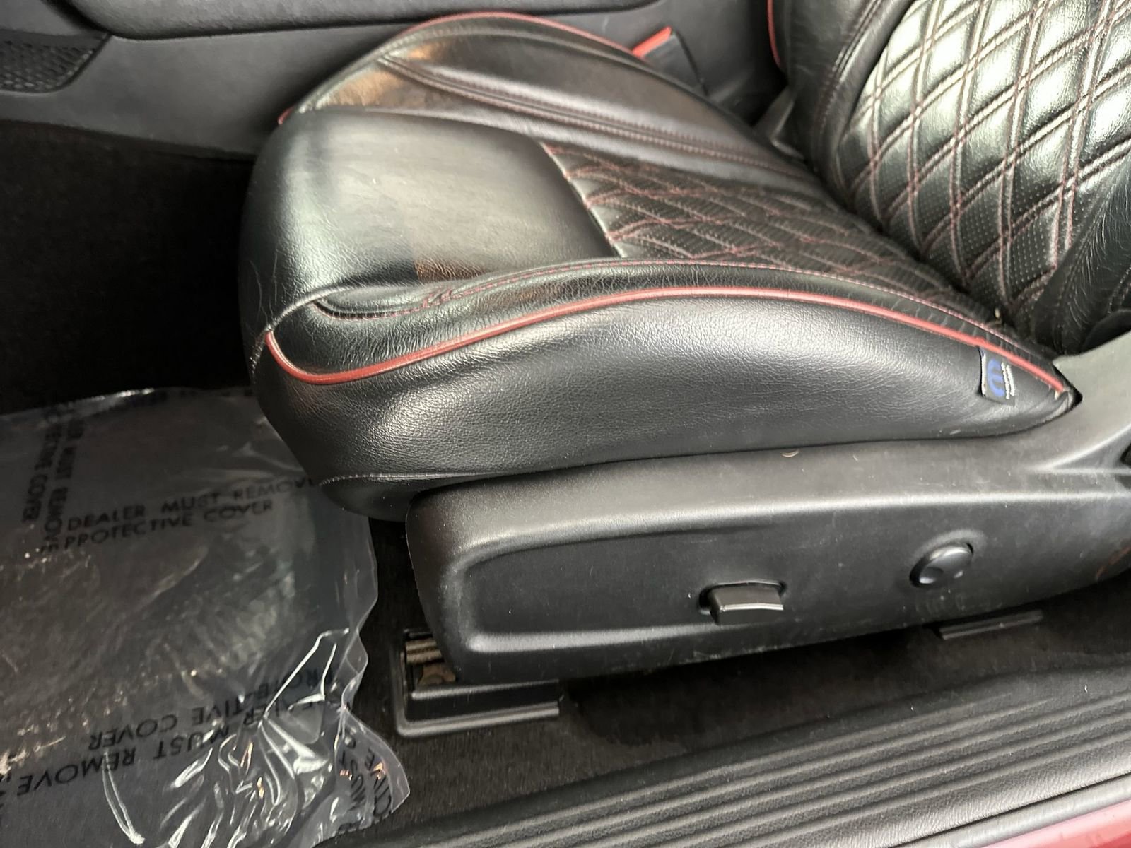 Used 2022 Dodge Challenger GT w/ Blacktop Package RWD image 12