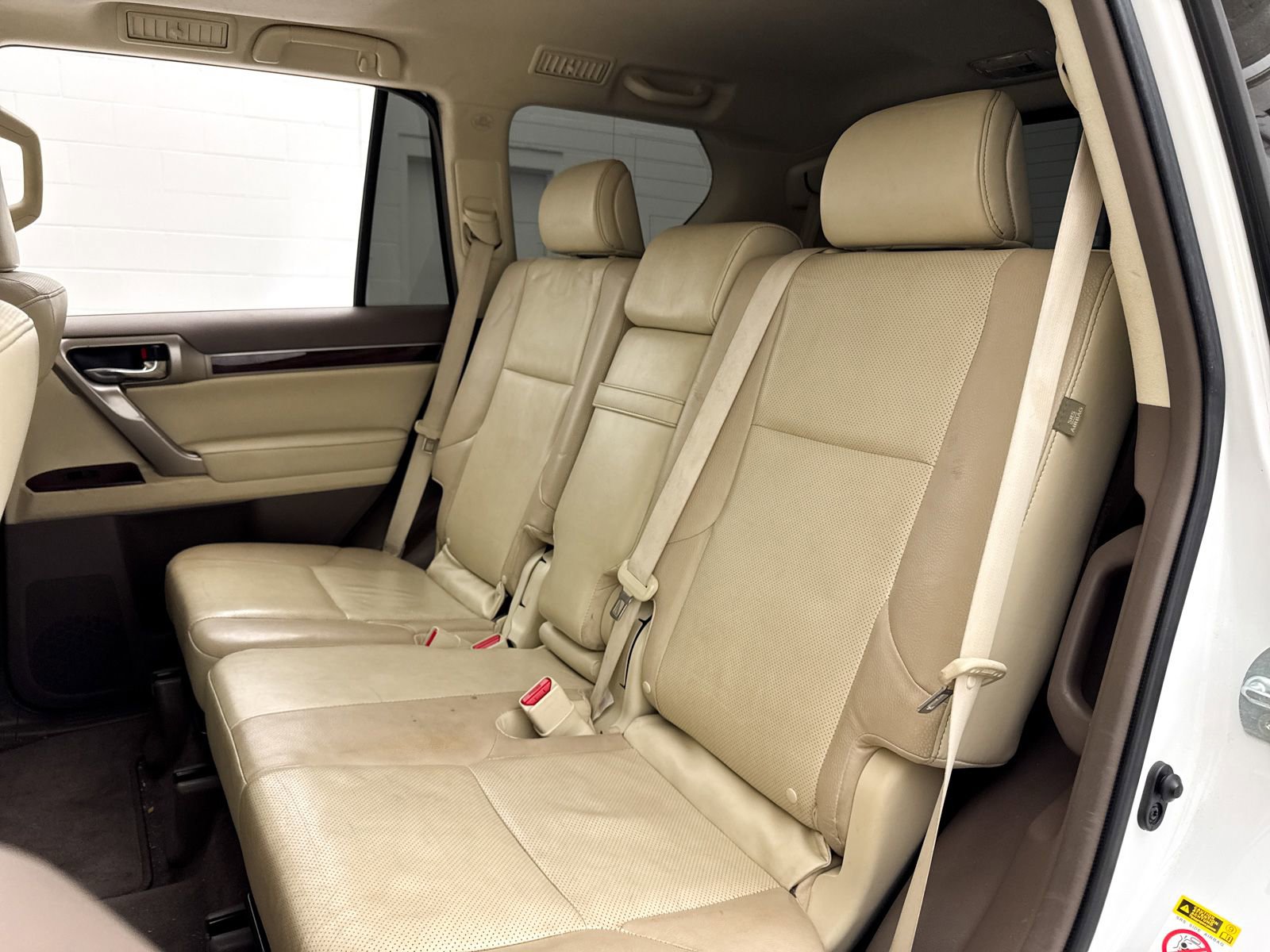 Used 2016 Lexus GX 460 w/ Premium Package AWD/4WD image 26