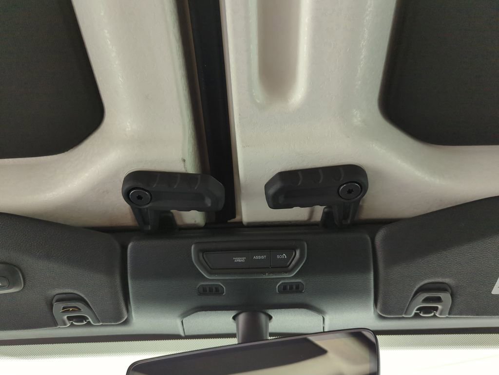 Used 2023 Jeep Wrangler Altitude image 29