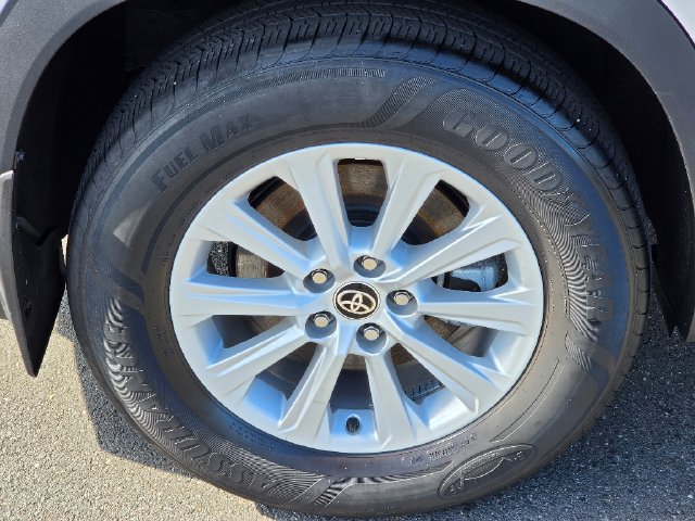 Used 2024 Toyota Grand Highlander AWD image 12