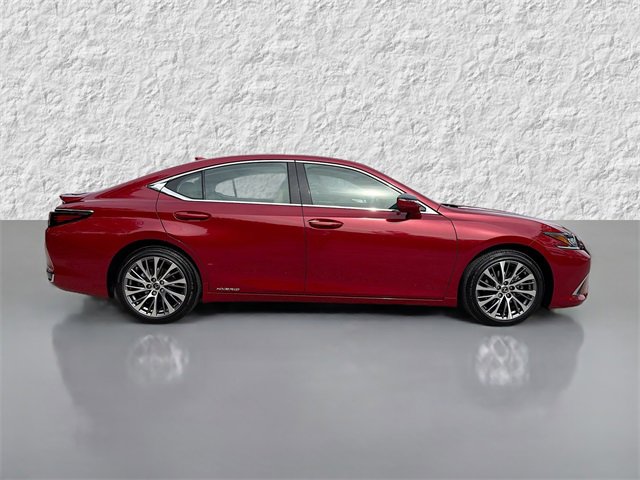 Used 2020 Lexus ES 300h w/ Premium Package image 2